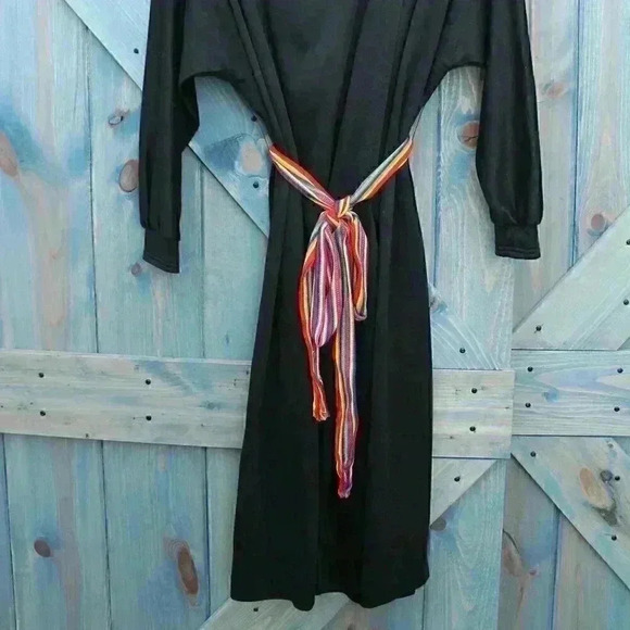 1970s Black Wrap Dress Coat Vintage Polyester Belted Size Medium - Picture 2 of 8